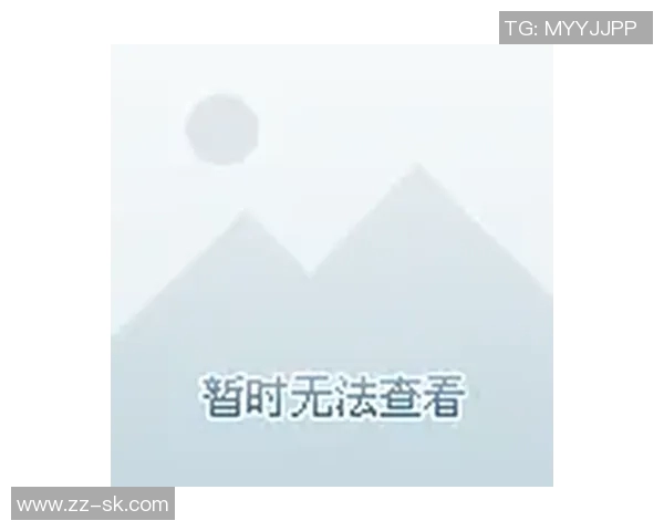 哑铃上举锻炼的主要肌肉群及其对全身力量的影响分析